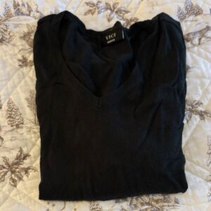 VICI deep forest green V-Neck sweater